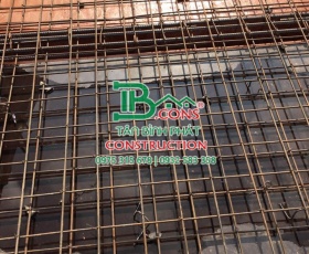 Đổ bê tông sàn lầu 1 nhà phố ông Đạo Q6